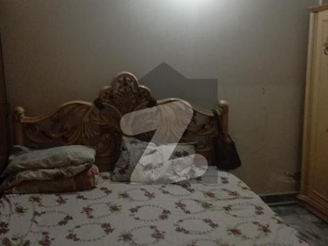 Gulshan Block 13D2. Flat 3 Bed. D.D. Available On Rent. On 1st Floor. Gulshan e Iqbal Block 13/D 2