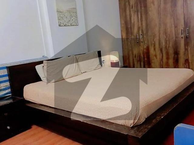 Gulshan block 1. Fully Furnished flat available on Rent. Gulshan e Iqbal Block 1