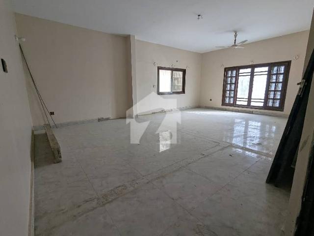 Gulshan E Iqbal Block 10 House Sized 400 Square Yards For Rent