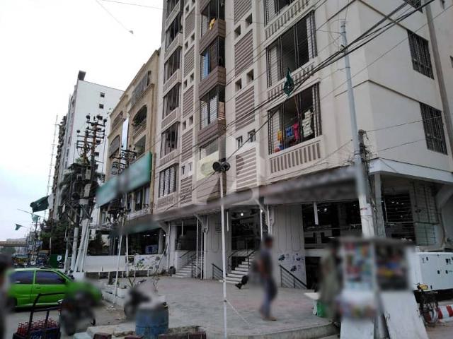 Gulshan E Iqbal Block 2 Shop Sized 16 Square Feet For Sale