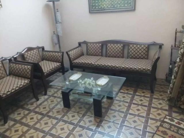 Gulshan e iqbal block five double road ground plus one any commercial Karachi Gulshan E Iqbal Block 2 ID 64610