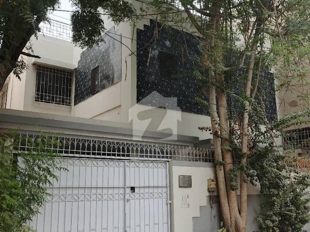 Gulshan E Maymar One Unit 4 Bed DD Company Construction 200 Sq Yards Banglow Available