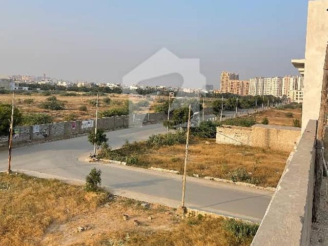 Gulshan e roomi 240 square yards plot available for sale