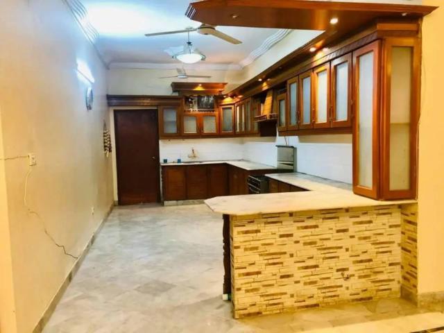 Gulshan house for sell 400 gaz Karachi Gulshan E Iqbal Block 2 ID 49429