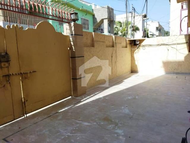 Gulshan Iqbal. Block 13. A 240 Yds. House For Sale