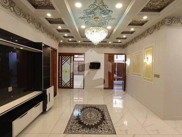 Gulshan Iqbal Block 7 Brand New 500 Square Yards 1st Floor Portion For Rent 3 Bed DD Separate Entrance