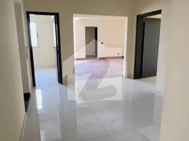 Gulshan Prime Location 4 Bed DD Penthouse Available For Sale