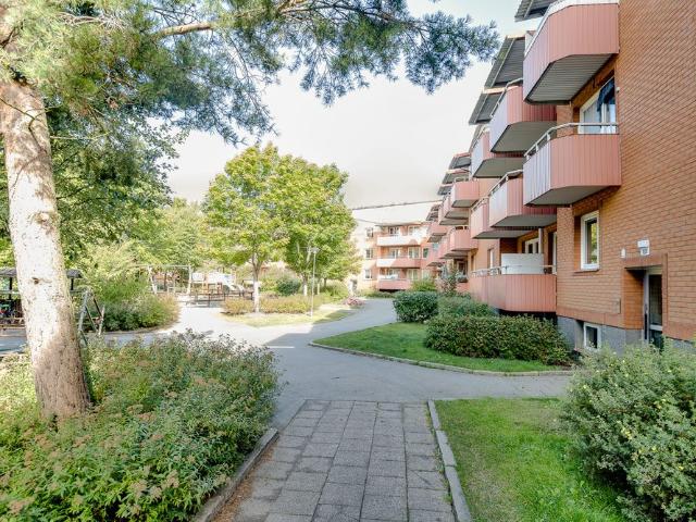 Gulsporregatan 13 E, Västerås