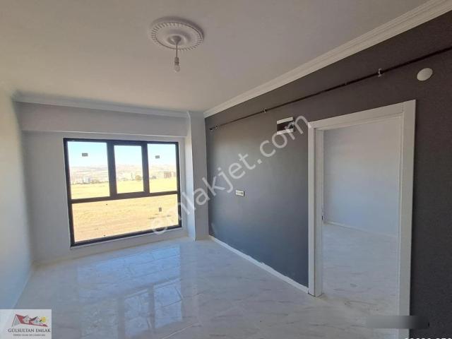 Gülsultan Emlak ' Tan Tekirdağ S.paşa İstiklal Mah. Sıfır Bina Satılık 1+1 Daire