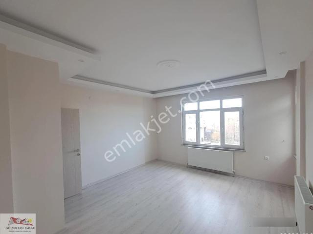 Gülsultan Emlak Tekirdağ Süleymanpaşa Çarşı Merkezde Satılık 3+1 Daire