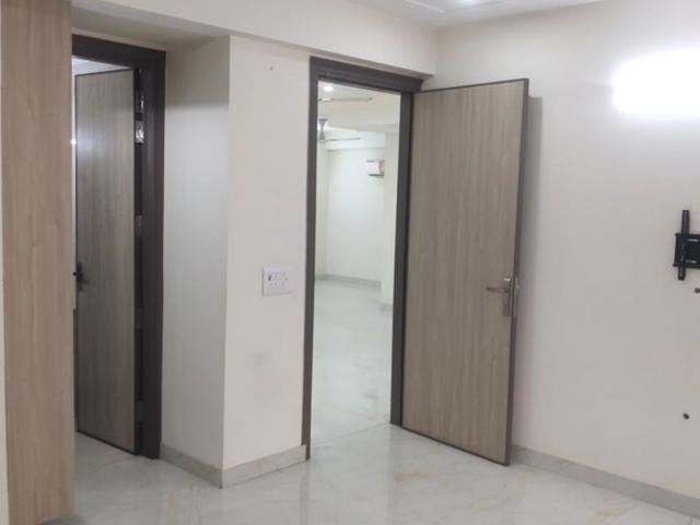 Gurugram CGHS 3 Bedroom 2200 Sq. Ft. Apartment in Sector 56 Gurgaon Listing ID: #10420