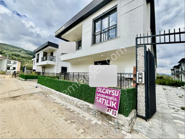 Güre/çamlıbel'de Doğa İle İç İçe Satılık 1+1 Lüx Daire!