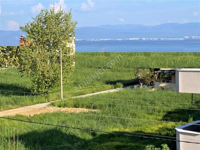 Güre’de Gültaş Emlaktan Satılık Deniz Manzaralı, Geniş Bahçeli 6+1 Villa