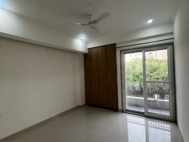 Gurgaon Floors Sector 67a 3.5 Bedroom 1868 Sq. Ft. Apartment in Sector 67 Gurgaon Listing ID: #9274