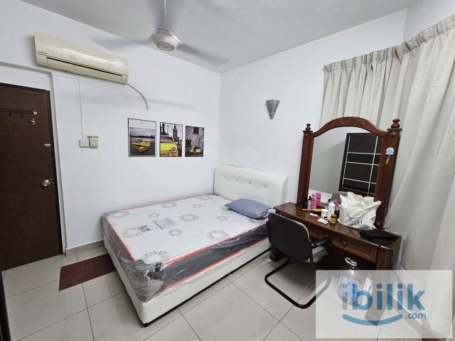 Gurney Park aircond furnish Master room included utilities