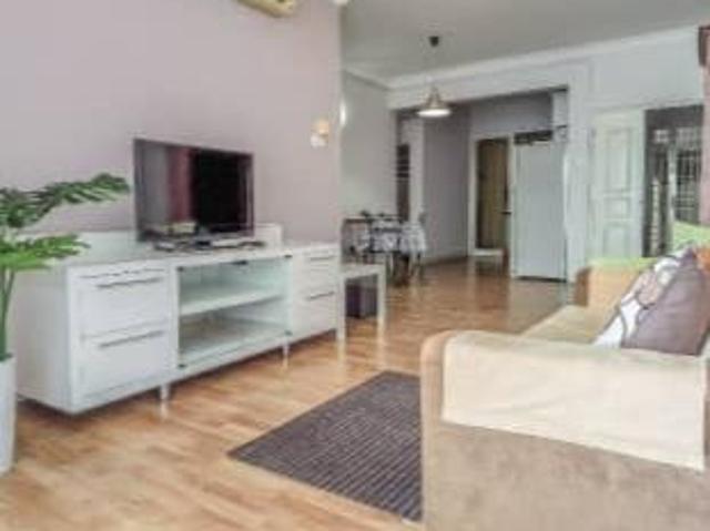 Gurney Park Penang Fully Furnished 3 Rooms 2 Baths 1 Parking