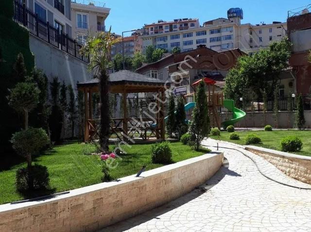 Gürsel Rezidansda Yüksek Kat Temiz Kiralık Daire