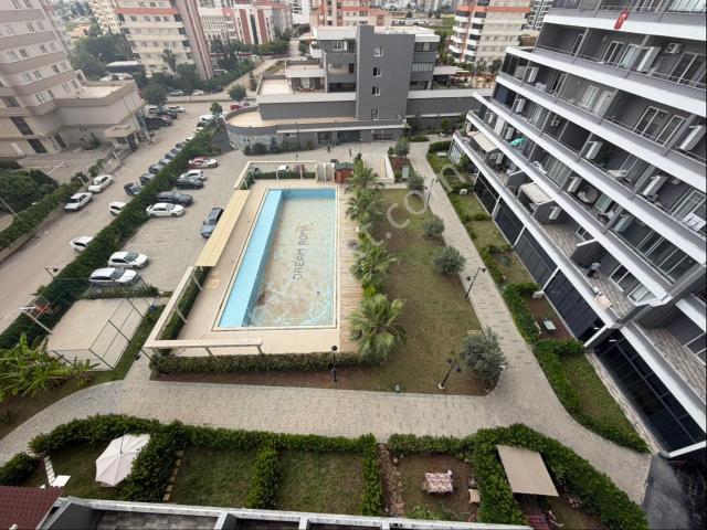 Gürselpaşa Da Yatay Mimarı Az Katlı Teraslı 1+1 Kiralık Daire