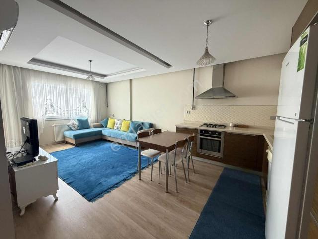 Gürselpaşada Havuzlu Güvenlikli Sitede Ful Eşyalı 1+1 Daire