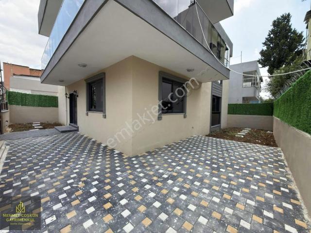 Gürselpaşada Villa Tadında Ultra Lüks Sıfır 5+1 Müstakil Ev