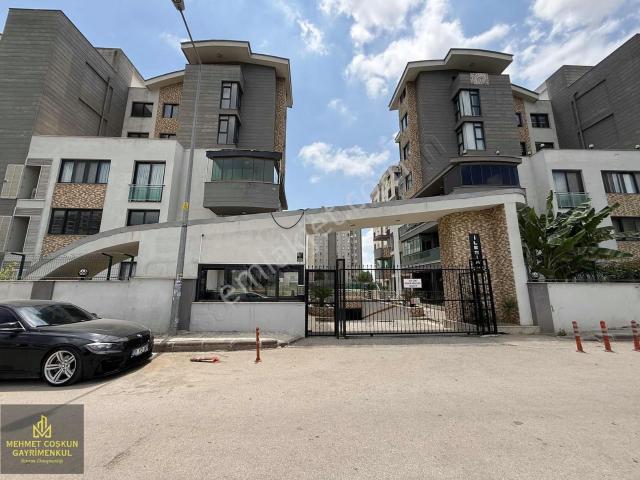 Gürselpaşada Yatay Mimari Güvenlkli Havuzlu Site Satılk 3+1daire
