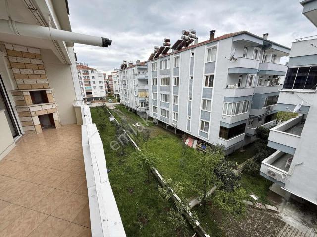 Gürsoy'dan İkizçayda Arakat 145 Metrekare Asansörlü 3+1 Daire