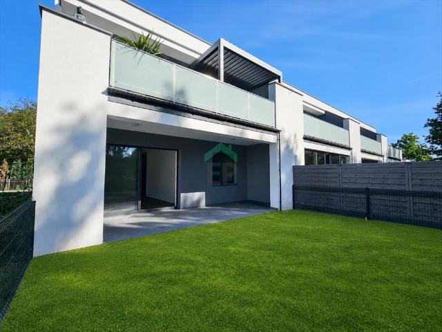 Gustowny apartament z dużym ogrodem i tarasem