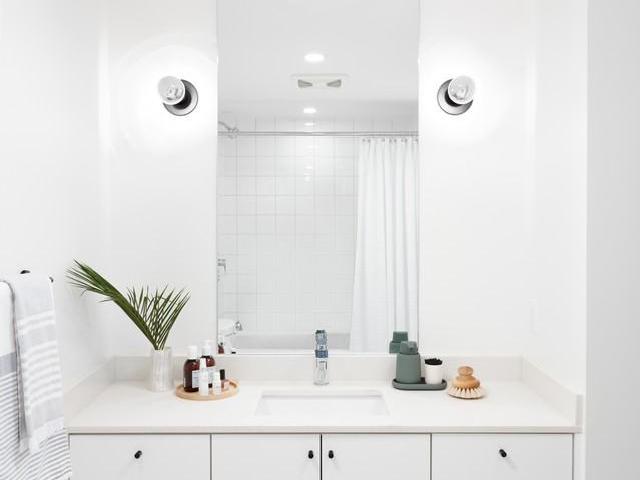 Gus 2 Bedroom Apartment for Rent at 3427 Commercial St, Vancouver, BC V5N 4E8 Kensington Cedar Cottage