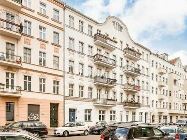 Gut vermietete 1ZimmerWohnung mit Balkon für Kapitalanleger in BerlinPankow