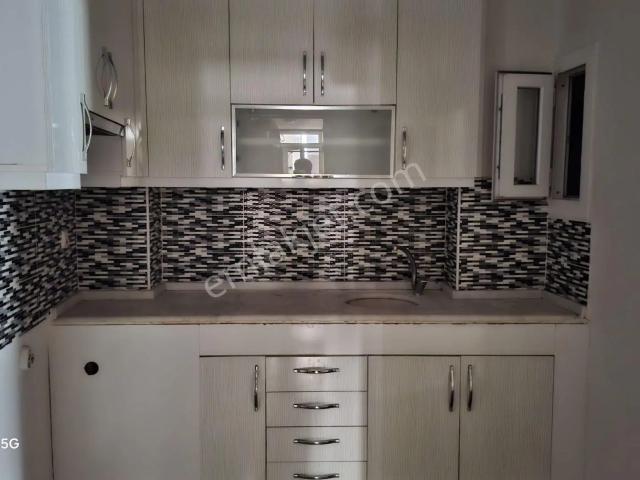Güven Mahallesinde Arakat 2+1 Kiralık Daire