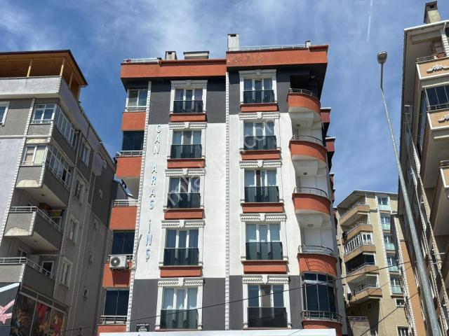 Güven'den Çerkezköy'de Ara Kat Merkezi Konumda Satılık 2+1 Daire