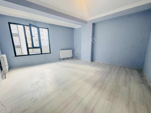 Güven'den Çerkezköy'de Butik Sitede Ara Kat İskanlı 2+1 Daire