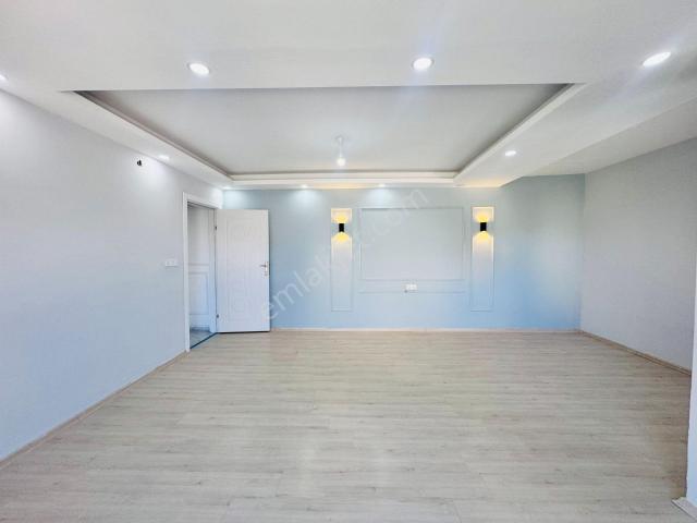 Güven'den Kapaklı'da Caddeye,hastaneye Yakın Ön Cephe Kiralık 3+1 Daire