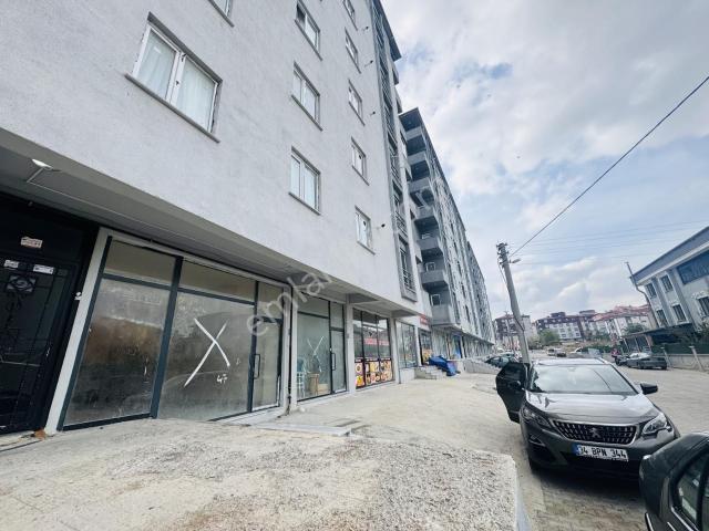 Güven'den Kapaklı'da İskanlı,caddeye Yakın Satılık Dükkan