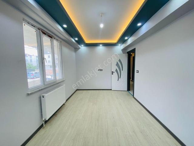 Güven'den Kapaklı'da Servislere Yakın İskanlı Kiralık 2+1 Daire