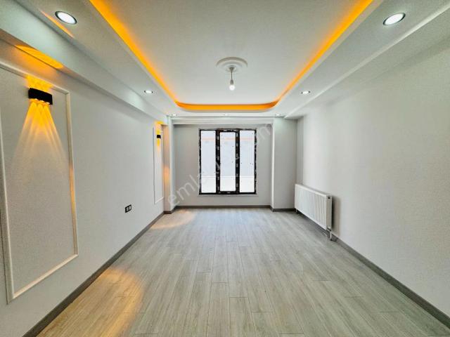 Güven'den Sınırsız Kredi İmkanlı,ebv.banyolu K.otoparklı 2+1 Ev