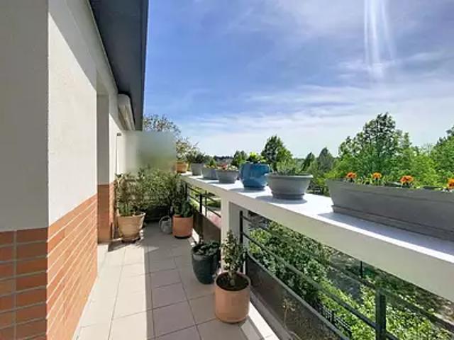 Guyancourt 78280 Achat / Vente appartement 3 pièces t3 au dernier étage balcon