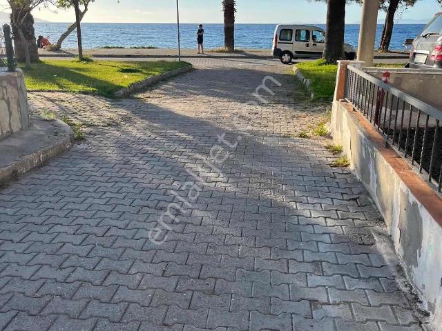 Güzelçamlı Da Denize Elli Metre Mesafede Kapalı Mutfak 1+1 Villa