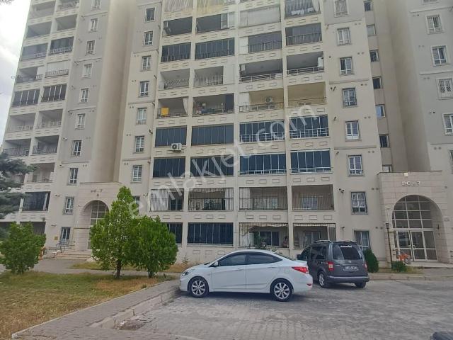 Güzel Emlak Tan 4 Odalı Toki Dairesi