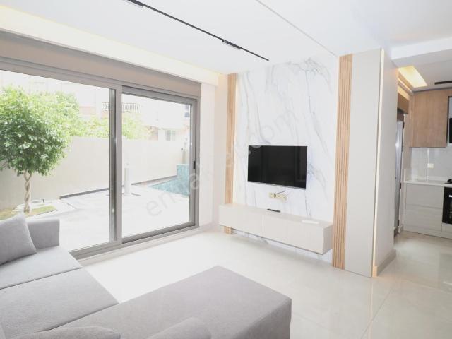 Güzeloba`da Eşyalı Giriş Kat 2+1 Kiralık Daire | Tekce