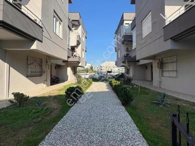 Güzeloba Da Rauf Denktaş'a Yakın 2+1 Satılık Daire