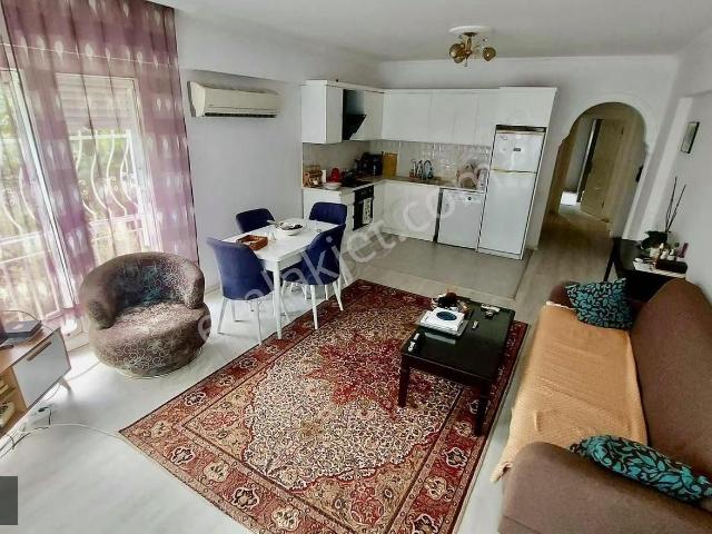 Güzeloba Örnekköy Plaja 500mt 2+1 100m2 Eşyalı Havuzlu Site