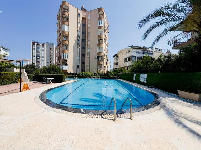 Güzelobada Denize Yakın Site İçi Arakat 2+1 Eşyalı Daire