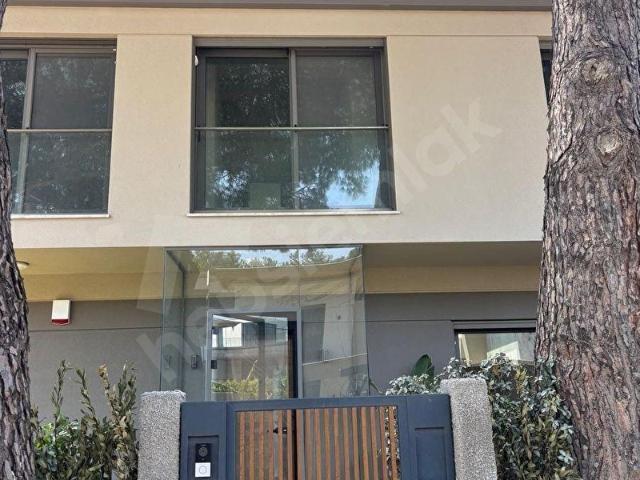 GÜZELBAHÇE YELKİ'DE SATILIK MÜSTAKİL SIFIR VİLLA