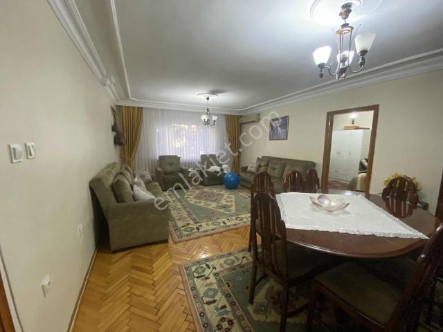 Güzelkent Sitesinde Satılık 3+1 Daire Yatırımlık