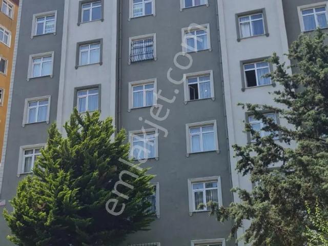 Güzeltepe Belediye Blokları'nda 3.kat Asansörlü, Ferah 3+1 Daire