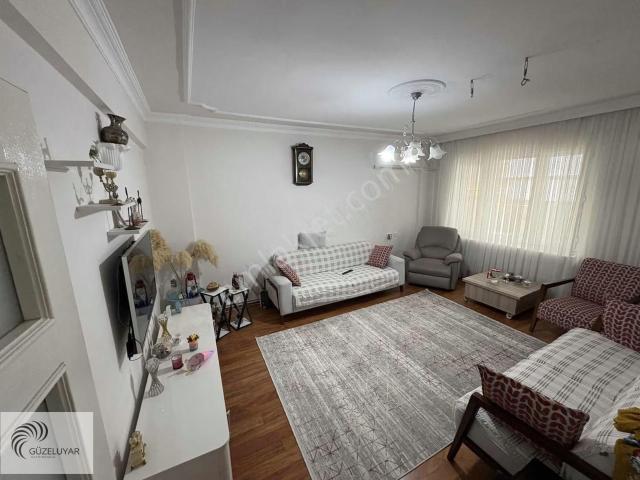 Güzeluyar Gayrimenkul Farkıyla Satılık 3+1 Bakımlı Daire