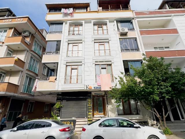Güzelyurt Bahçe Kullanımlı Ferah Metrobüse 5 Dk Kiralık Daire