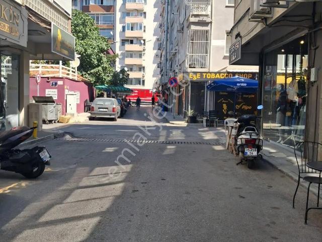 Güzelyalı'da Sahile Yakın Bakımlı 3+1 Satılık Daire