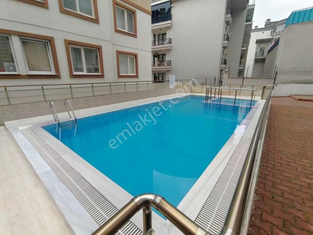 Güzelyalı Eğitim Mah Satılık 2+1 Havuzlu Yeni Daire